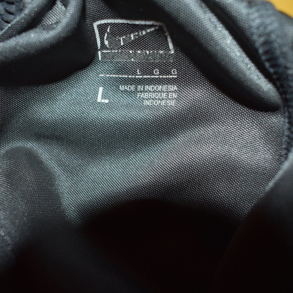 Nike Sport Shorts - Picture 4 of 4